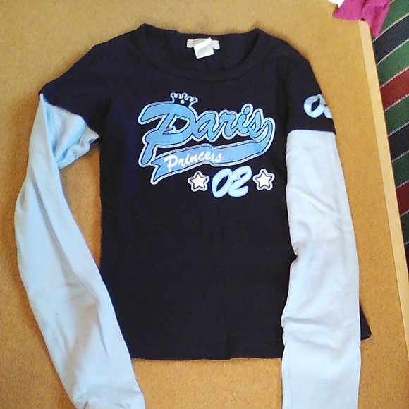 Beau gilet avec brillants - Picture 3 of 3